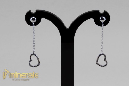 101V01-3_gioielli_oro_pietre_preziose_orecchini_diamanri_neri_gold_jewels_preciouse_stones_earrings_black_diamonds.logo