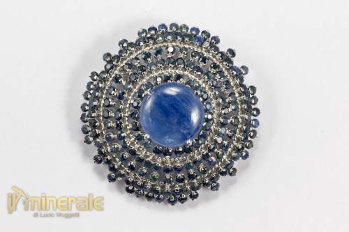 4-15Gli16000-2_gioielli_argento_ciondoli_charms_spille_pietre_dure_cianite_zaffiri-640