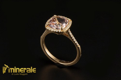AN11-22Oxy1050-1_gioielli_oro_pietre_dure_semipreziose_preziose_anelli_berillo_rosa_morganite_brillanti.logo