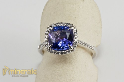 AN11-22Oxy1180-4_gioielli_oro_pietre_dure_semipreziose_preziose_anelli_tanzanite_brillanti.logo