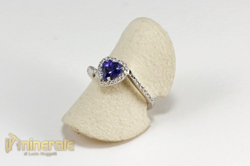 AN11-22Oxy510-2_gioielli_oro_pietre_dure_semipreziose_preziose_anelli_tanzanite_brillanti.logo