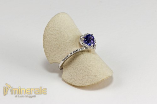 AN11-22Oxy510-3_gioielli_oro_pietre_dure_semipreziose_preziose_anelli_tanzanite_brillanti.logo