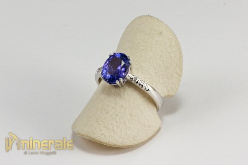 AN11-22Oxy865-2_gioielli_oro_pietre_dure_semipreziose_preziose_anelli_tanzanite_brillanti.logo