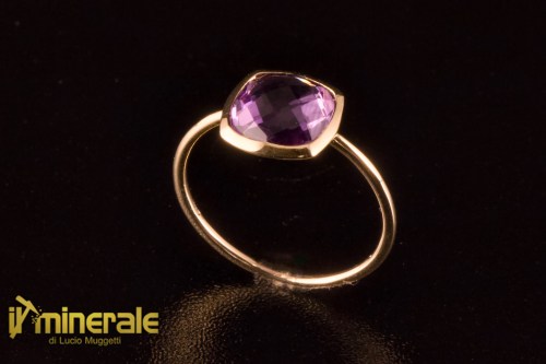 AN11-24Oxy135-1_gioielli_oro_anelli_pietre_dure_semipreziose_ametista