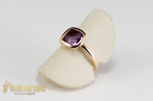AN12-23Oxy225-2_gioielli_oro_pietre_dure_semipreziose_anelli_ametista.logo
