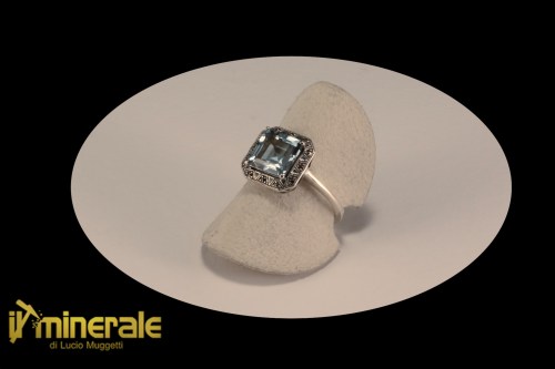 AN4-24Imp6100-1a_gioielli_argento_anelli_pietre_dure_semipreziose_topazio_azzurro