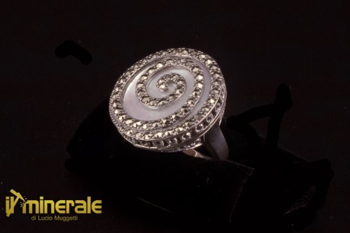 AN4-24Imp9500-1_gioielli_argento_anelli_pietre_dure_semipreziose_madreperla_marcassiti