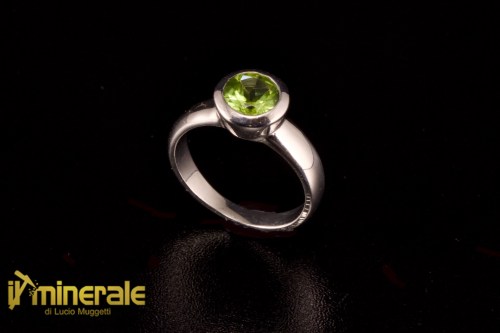 AN9-24Arn2350-1_gioielli_argento_pietre_dure_semipreziose_anelli_peridoto