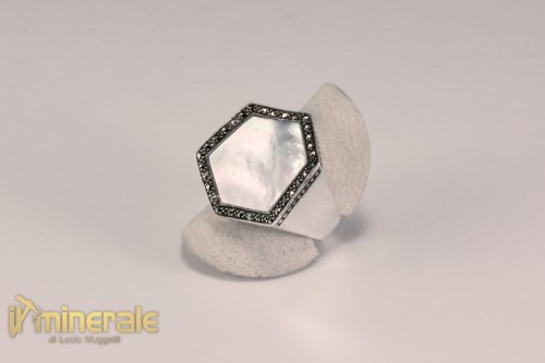 AN9-24Imp7400-3_gioielli_argento_anelli_pietre_dure_semipreziose_madreperla_marcassiti