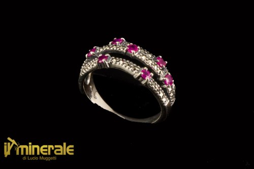 AN9-24Imp7900-1_gioielli_argento_anelli_pietre_dure_semipreziose_rubino