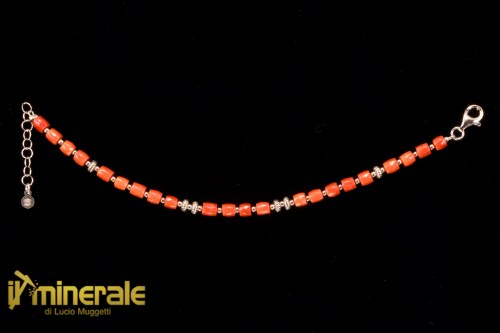 BR023nNs4410a-1_gioielli_argento_pietre_dure_bracciali_corallo_rosso