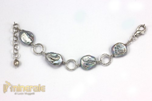 BR045aNs2520-2_gioielli_argento_bracciali_catene_pietre_dure_perle_coltivate_grigie-640