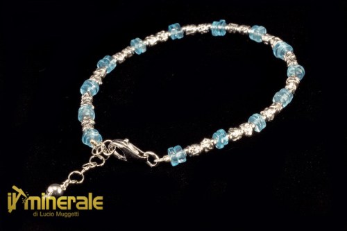 BR063Ns1680-1_gioielli_argento_bracciali_pietre_dure_apatite_madagascar-640