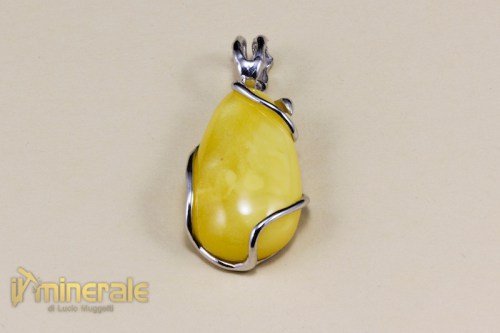 C1-18Ful2560-2_gioielli_argento_pietre_dure_ciondoli_ambra_naturale_silver_jewels_gemstones_bracelets.logo