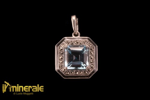 C2-25Imp5500-1_gioielli_argento_pietre_dure_semipreziose_ciondoli_charms_topazio_azzurro