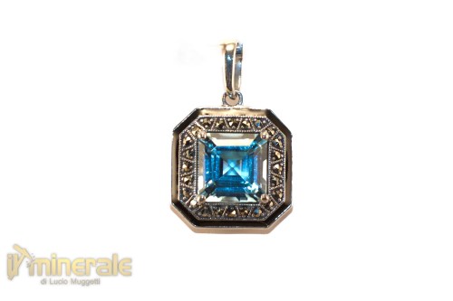 C2-25Imp5500-2_gioielli_argento_pietre_dure_semipreziose_ciondoli_charms_topazio_azzurro