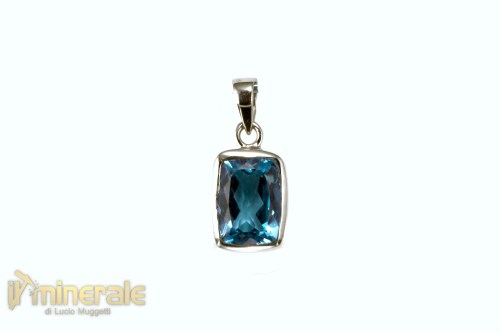 C9-24Arn6600-2_gioielli_argento_ciondoli_charms_pietre_dure_semipreziose_topazio_azzurro
