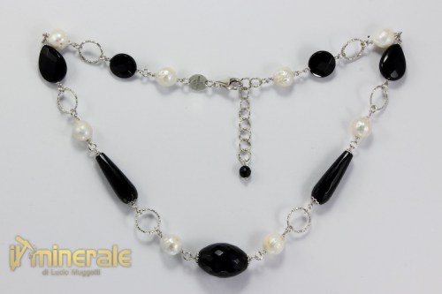 Ca007Ns3730-2_gioielli_argento_pietre_dure_semipreziose_collane_catene_girocolli_onice_perle_coltivate.logo