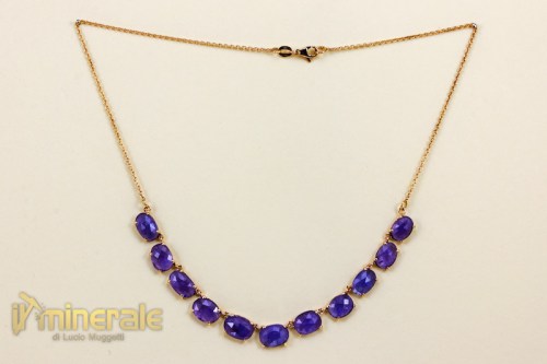 Ca10-18Ns89300-2_gioielli_oro_collane_catene_girocolli_pietre_dure_semipreziose_tanzanite_gold_jewels_chains_necklaces_gemstones_.logo