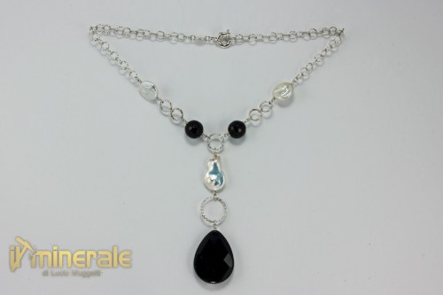 G084Ns4920-2_gioielli_argento_collane_catene_girocolli_pietre_dure_onice_perle_coltivate.logo