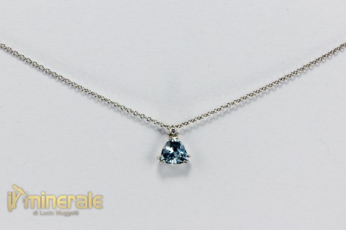 G11-22Oxy230-2_gioielli_oro_pietre_dure_semipreziose_preziose_collane_catene_girocolli_acquamarina_brillanti.logo