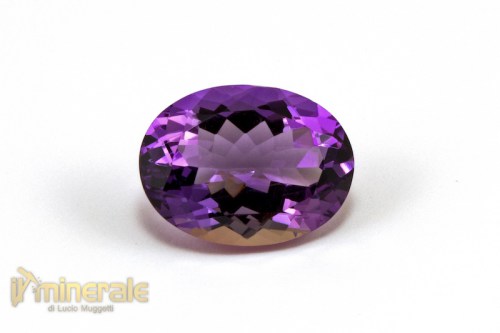 GE130-2_gemme_pietre_tagliate_semipreziose_ametista_gemstones.logo1