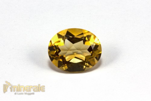 GE156-2_gemme_pietre_tagliate_semipreziose_preziose_dure_citrino-640