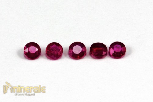 GE171-2_gemme_pietre_tagliate_preziose_semipreziose_dure_zaffiro_collezione.logo