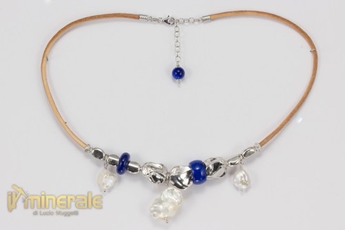 GP5-23Ns6830-2_gioielli_argento_girocolli_cuoio_pietre_dure_lapislazzuli_perle_coltivate.logo