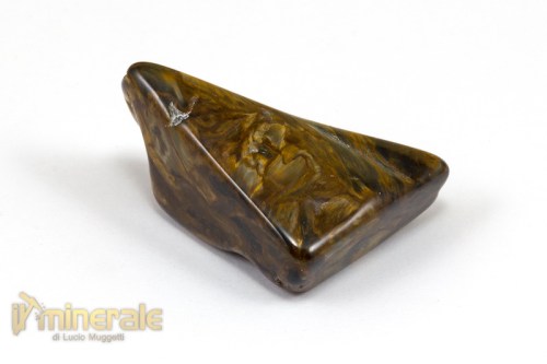 MN1918-2_minerali_collezione_cristalloterapia_burattati_pietersite-640