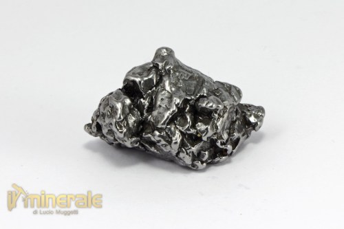 MN2047-2_minerali_collezione_cristalloterapia_meteoriti_ferro.logo