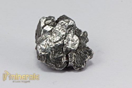 MN2056-2_minerali_collezione_cristalloterapia_meteoriti_ferro.logo