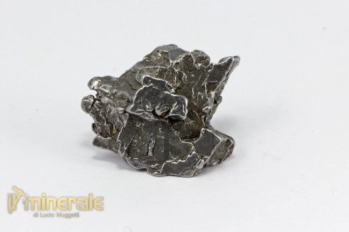 MN2057-2_minerali_collezione_cristalloterapia_meteoriti_ferro.logo