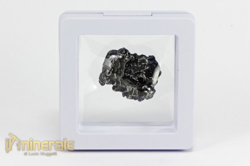 MN2058-4_minerali_collezione_cristalloterapia_meteoriti_ferro.logo