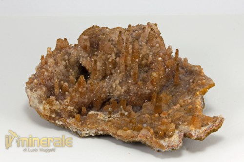 MN2274-2_minerali_collezione_arredamento_stalattiti_calcedonio_quarzo.logo