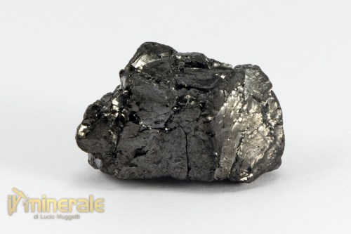 MN2371-2_minerali_collezione_cristalloterapia_carbonio_shungite_russia.logo