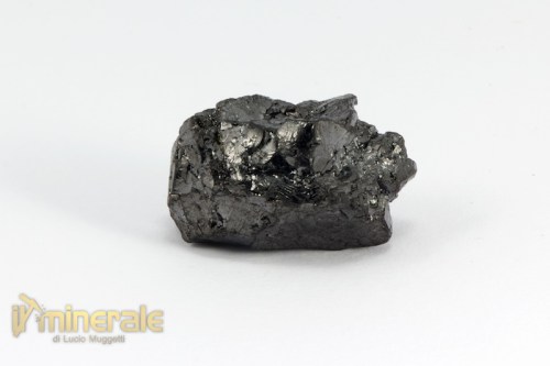 MN2371-3_minerali_collezione_cristalloterapia_carbonio_shungite_russia.logo