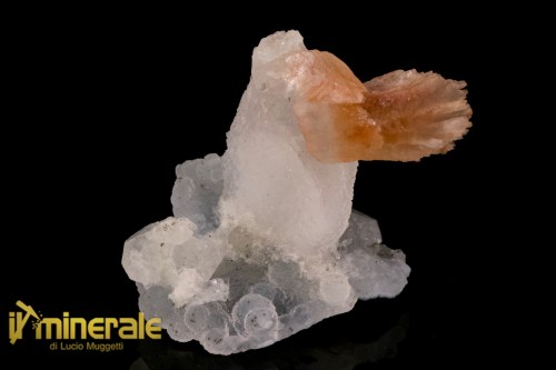 MN2432-1_minerali_collezione_heulandite_calcedonio_apofillite_india