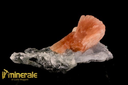 MN2433-1_minerali_collezione_heulandite_calcedonio_apofillite_india