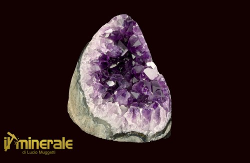 MN2473-1_minerali_collezione_arredamento_ametista_uruguay