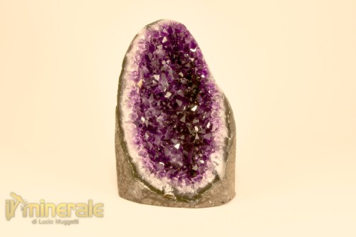 MN2475-2_minerali_collezione_arredamento_ametista_uruguay