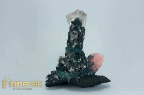 MN2524-5_minerali_collezione_calcite_stilbite_apofillite_india