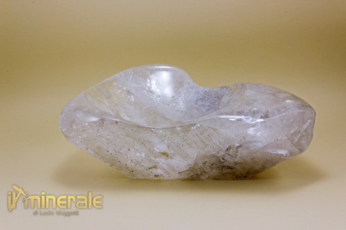 OG178-4_minerali_oggetti_lavorati_arredamento_posacenere_quarzo_ialino.logo