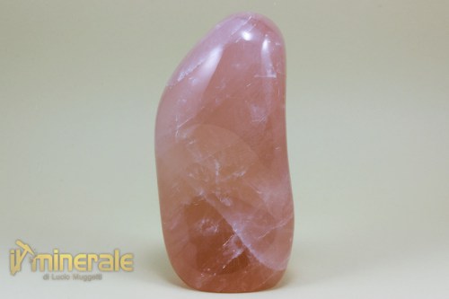 OG287-3_Oggetti_lavorati_collezione_arredamento_forma_libera_quarzo_rosa.logo