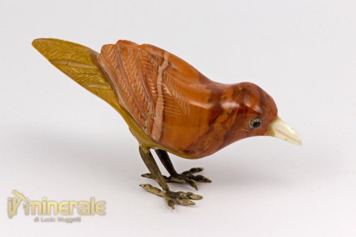 OG493-3_minerali_collezione_arredamento_oggetti_lavorati_incisioni_uccellino_diaspro.logo