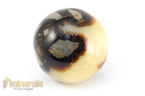 OG650-2_oggetti_lavorati_pietre_dure_ciotoli_septaria.logo