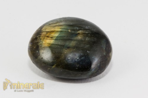 OG657-2_oggetti_lavorati_pietre_dure_ciotoli_labradorite.logo