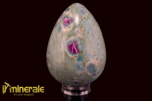 OG707-1_minerali_oggetti_lavorati_collezione_arredamento_cristalloterapia_pietre_dure_rubino_zoisite