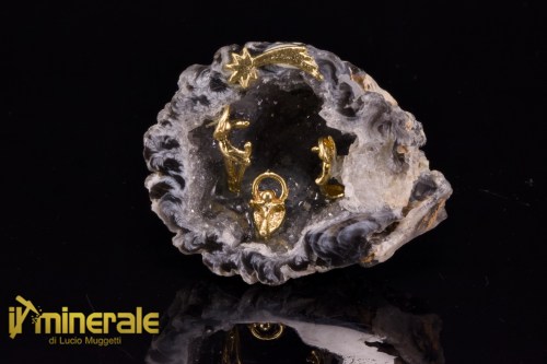 OG724-1_oggetti_lavorati_minerali_collezione_arredamento_geodi_agata_quarzo_presepe