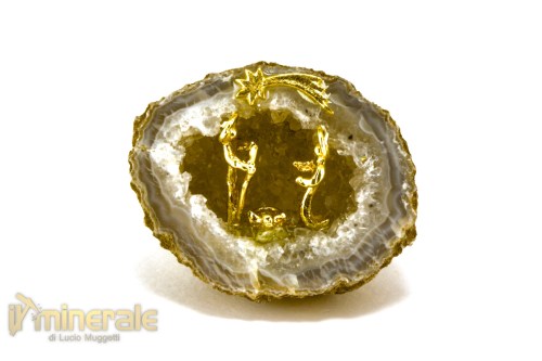 OG725-2_oggetti_lavorati_minerali_collezione_arredamento_geodi_agata_quarzo_presepe